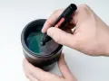 Jak wyczyścić obiektyw w środku i uniknąć uszkodzeń soczewek