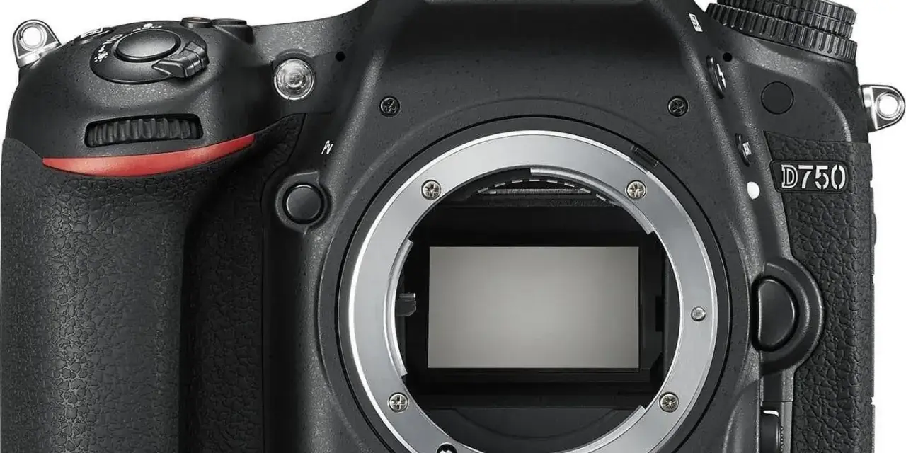 Media Markt lustrzanka Nikon D750 - poznaj jej wyjątkowe możliwości