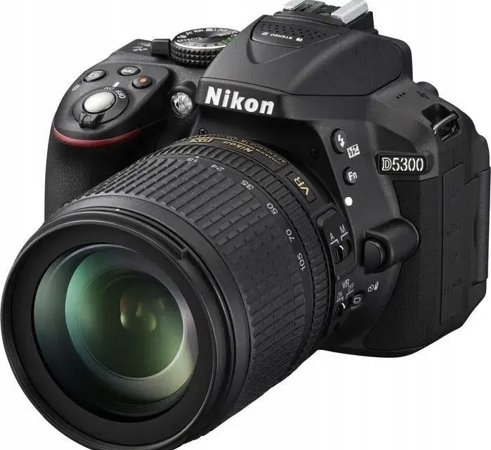 Lustrzanka Nikon D5300 - Poznaj jej możliwości i ukryte wady