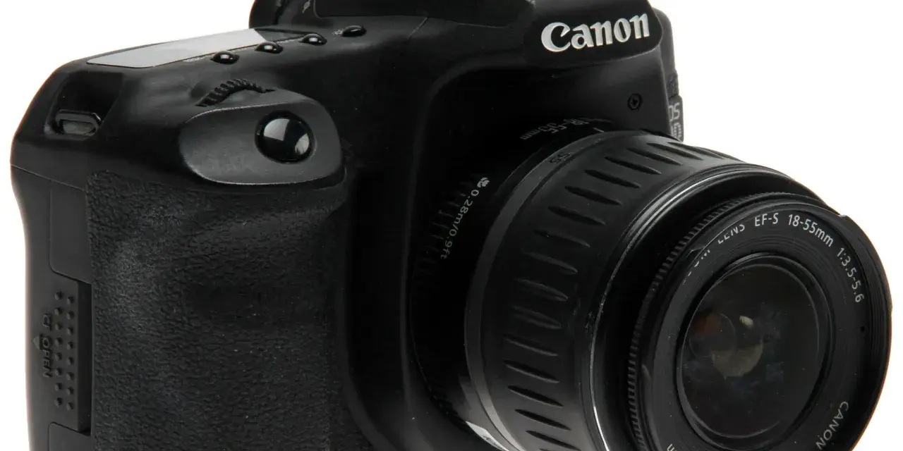 Najlepsze obiektywy do Canon 50D, które poprawią Twoje zdjęcia