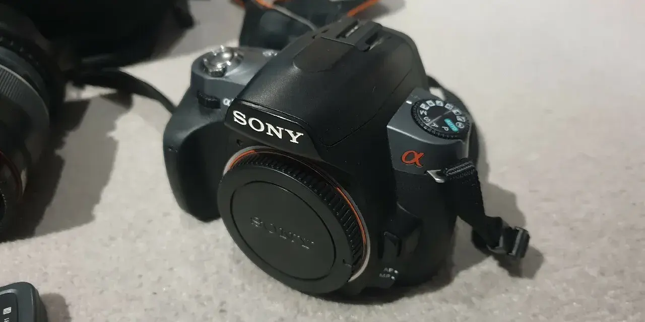 Lustrzanka Sony Alpha 380 - pełna specyfikacja i porady dla kupujących