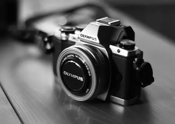 Jak aparat fotograficzny zmienia sposób, w jaki dokumentujemy życie