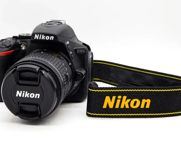 Najlepsze obiektywy do Nikon D5600 – wybierz idealny dla siebie