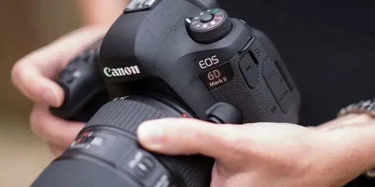Zdjęcie Jak sprawdzić przebieg aparatu Nikon i uniknąć nieprzyjemnych niespodzianek